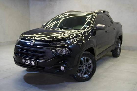 FIAT TORO 2.4 16V MULTIAIR FLEX BLACKJACK AT9 FIAT TORO 2.4 16V MULTIAIR FLEX BLACKJACK AT9